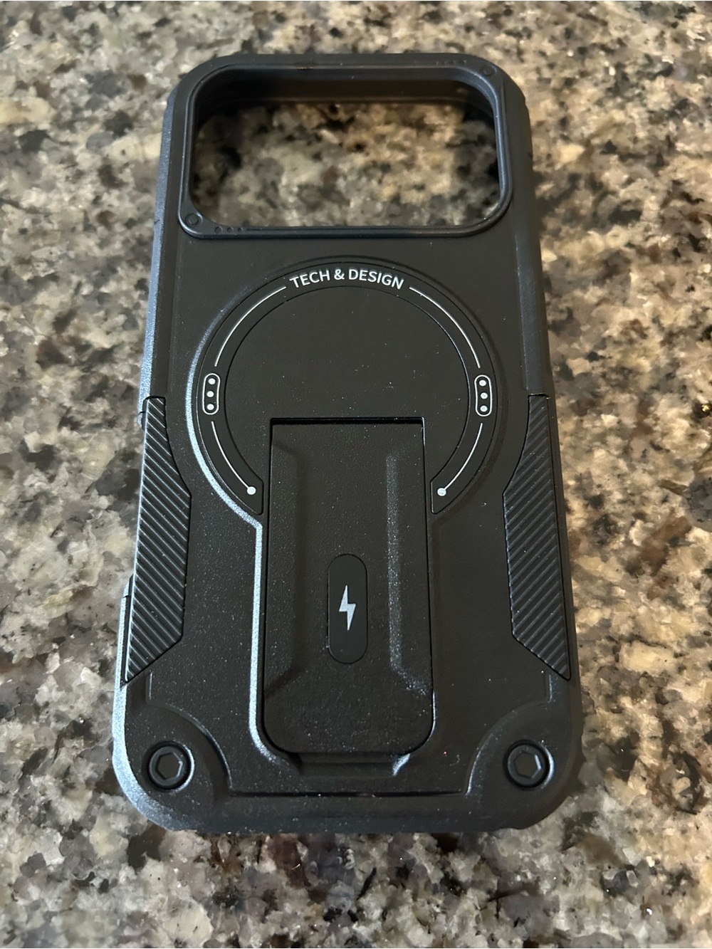 Black Tech & Design Rugged iPhone 17 Pro Case with Kickstand